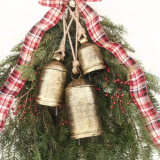 Metal Decorative Cow Bells Set of 3, Christmas Brass Bell Vintage Christmas Decor, Gold Vintage Bells, Rustic Christmas Decor Brass Bells for Door Garland Christmas Tree, Gifts for Women